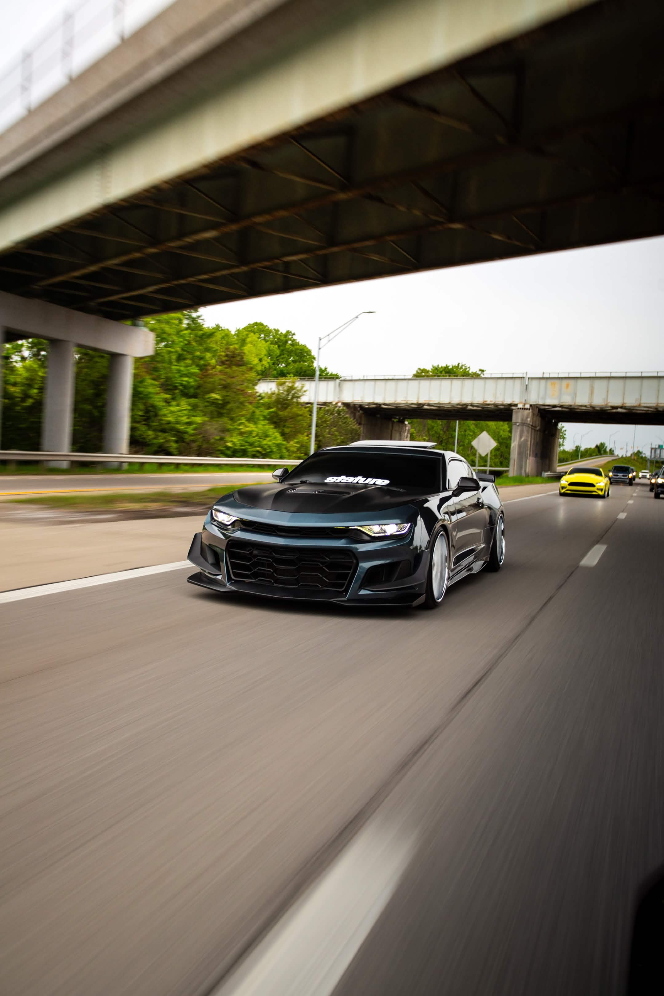 Bagged Camaro SS bagged.ss stature.tm rolling highway shot — Welchiani Media Indianapolis
