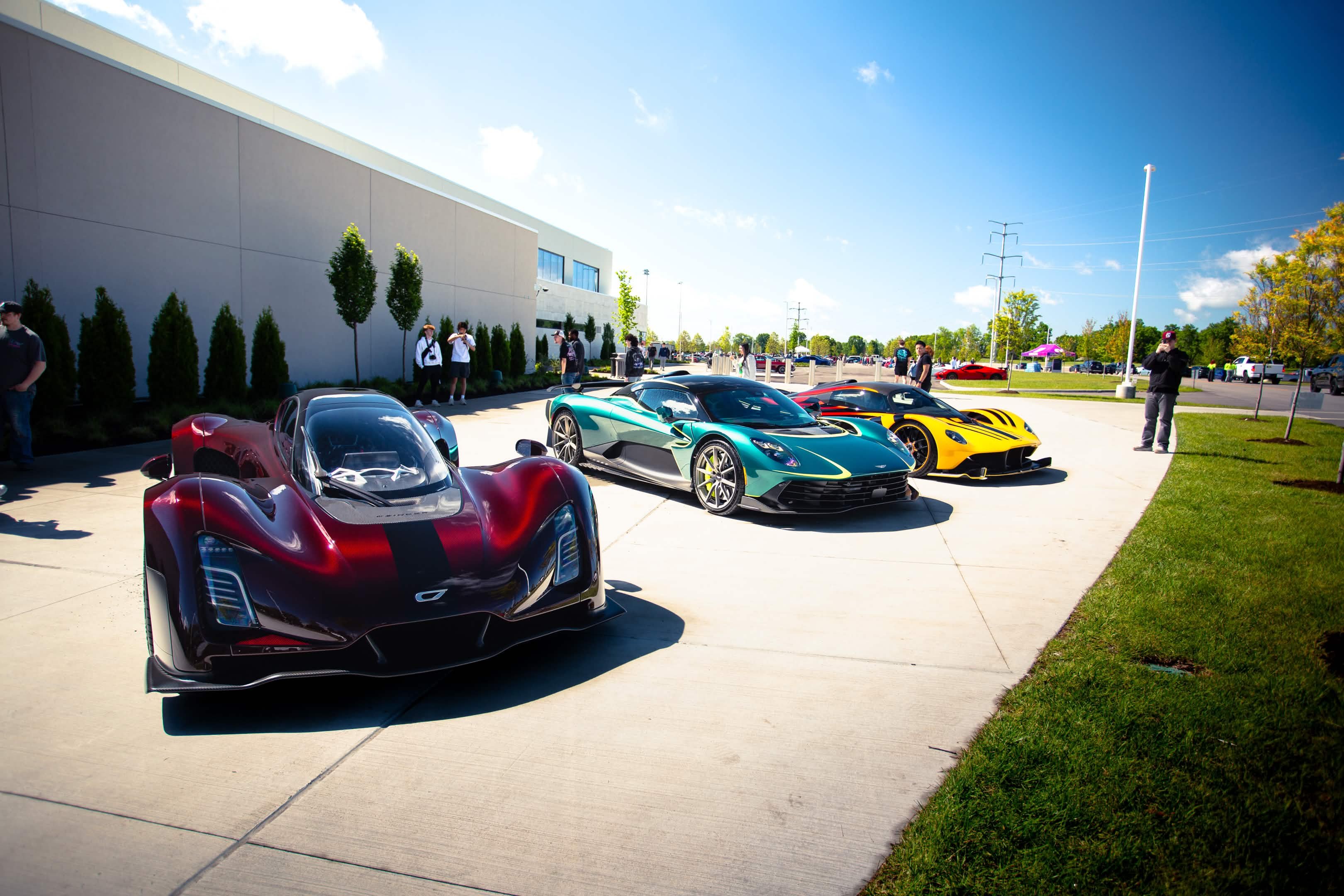 Hypercar lineup Czinger Aston Martin Valkyrie Indiana — Welchiani Media