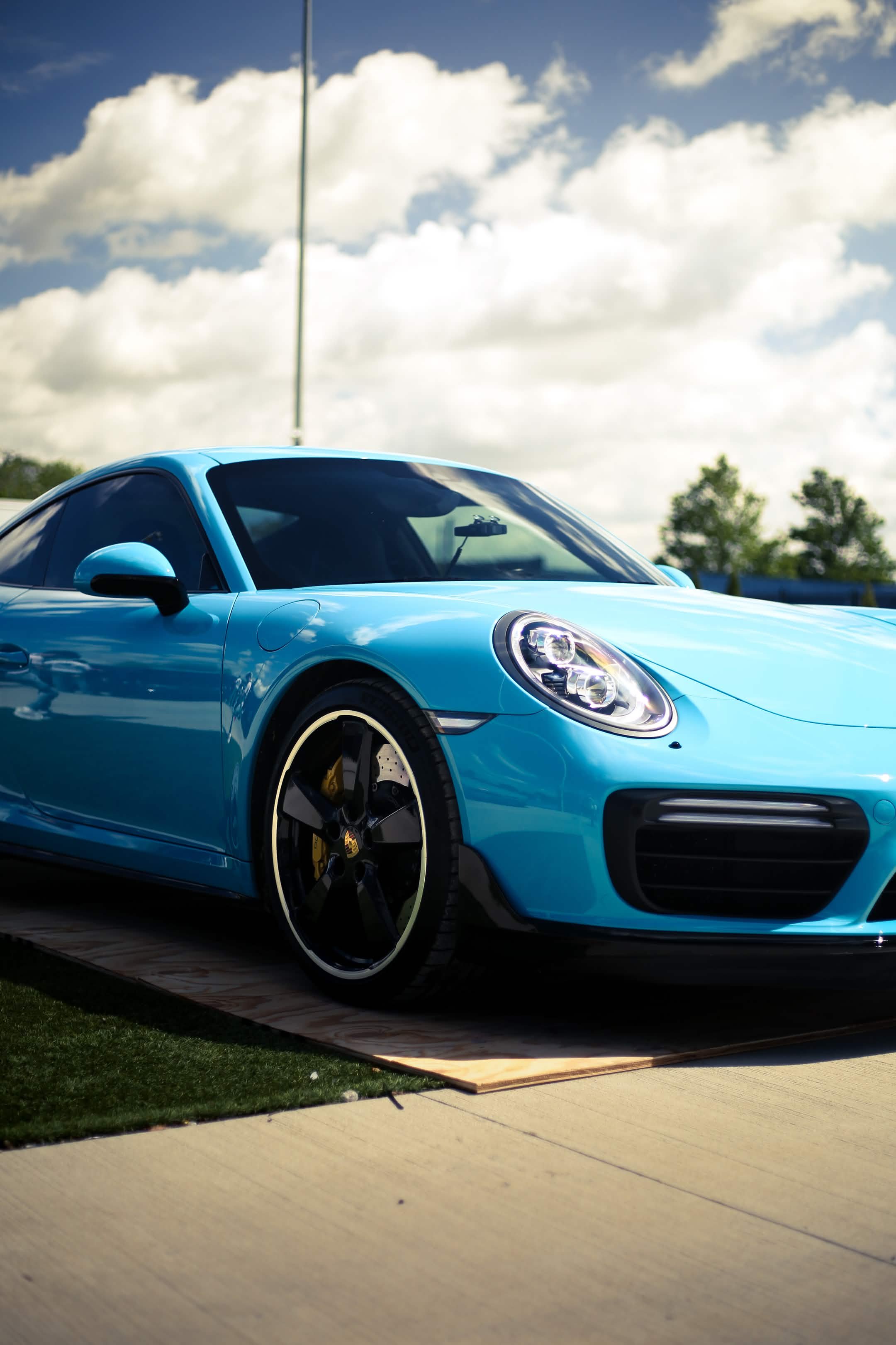 Porsche 911 Turbo S baby blue IMS Indianapolis Welchiani Media